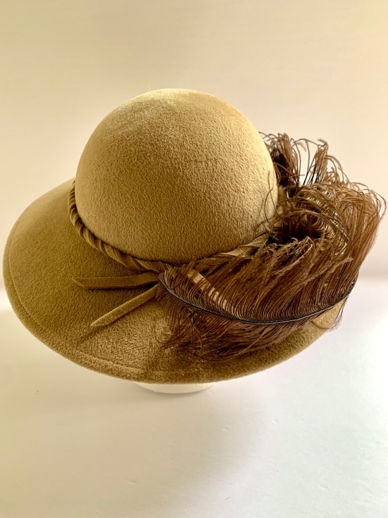 Vintage Anthea Brown Wool Felt Bowler w/Ostrich Feather main image 4